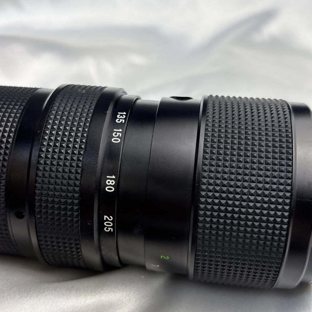 Vintage Vivitar Macro‎ Focusing Zoom Camera Lens 75-205mm 1:3.8 58mm Japan